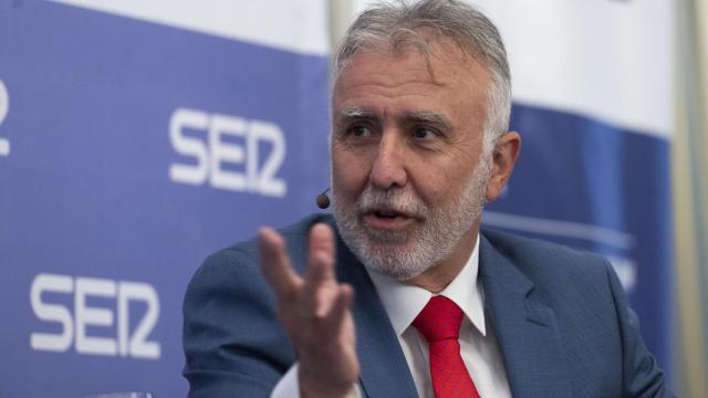 El ministro Ángel Víctor Torres, este viernes durante en el Foro Ser Cantabria.