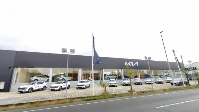 Abre en Santiago el nuevo concesionario Kia Breogán Drive