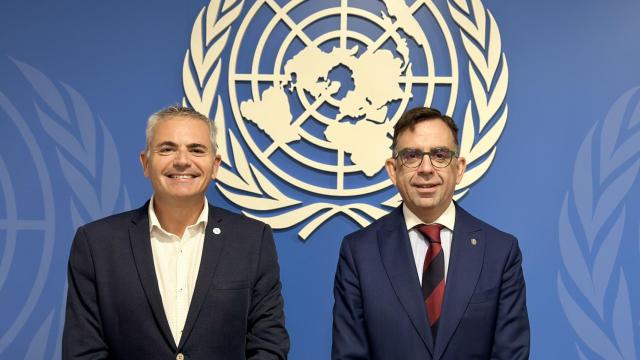 El coordinador de la Red Global Cifal de Unitar, Julio Andrade, y el presidente de Smart City Cluster, Miguel Ángel Romero.