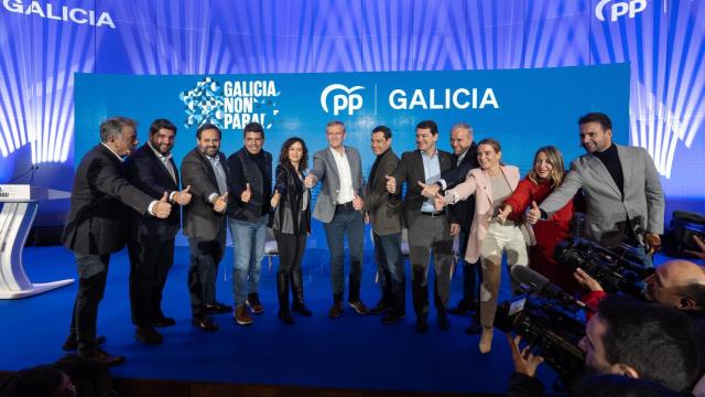 Núñez tilda a Page de falso profeta en un acto con los barones del PP