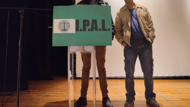 Miembros de Izquierda por Almería.