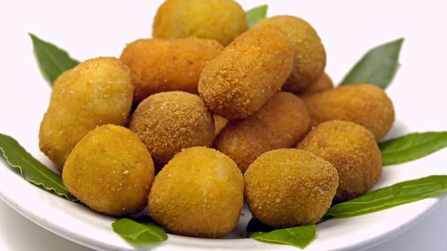El truco de Dani García para que las croquetas de cocido tengan mucho más sabor