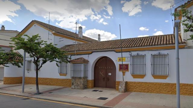 El cuartel de la Guardia Civil de Mollina.