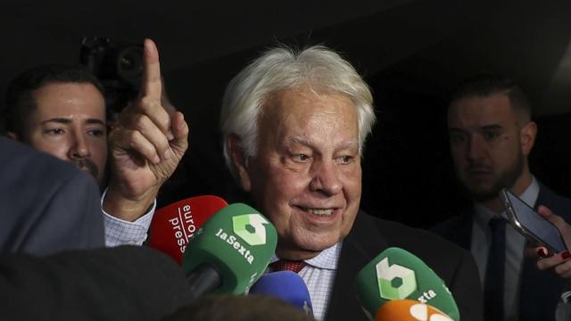 El expresidente del Gobierno Felipe González en un homenaje a la Constitución en la X Jornada Gregorio Peces-Barba, este martes en Madrid.