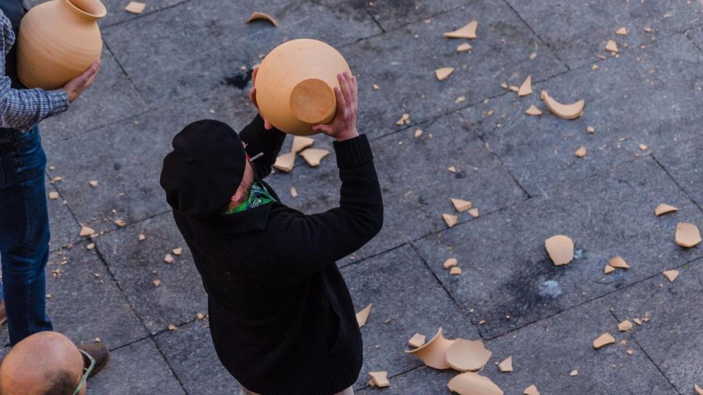 Celebración del Domingo Oleiro, uno de los juegos entroido de Xinzo.