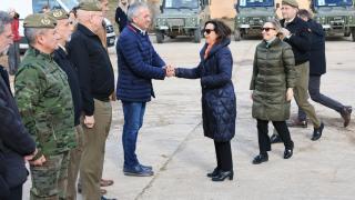 Margarita Robles a su llegada al antiguo campamento militar Monte La Reina en Toro, Zamora