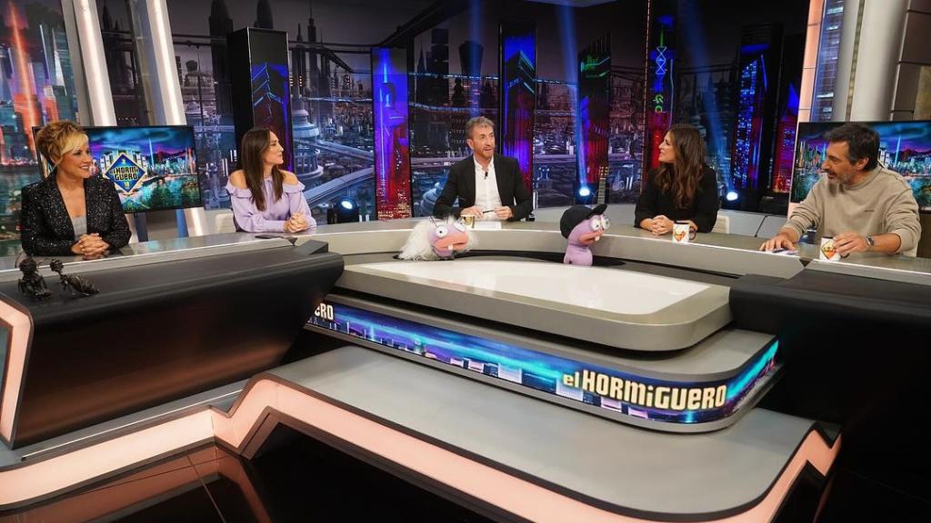Los cuatro tertulianos junto a Pablo Motos en 'El Hormiguero'.