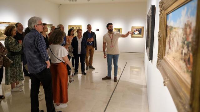 Una de las visitas en el Museo Carmen Thyssen Málaga.