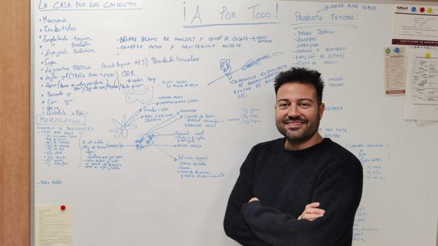 Pablo Montoro, en la oficina de su restaurante.