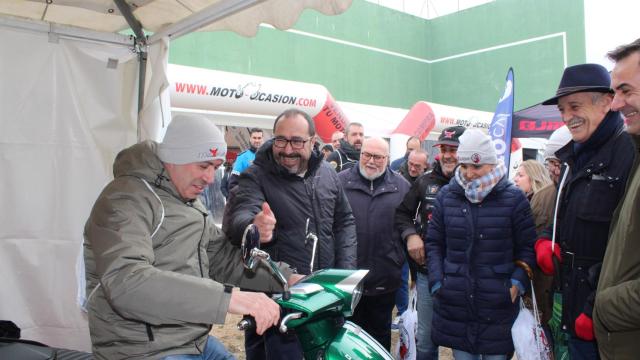 Visita de las personalidades a Motauros