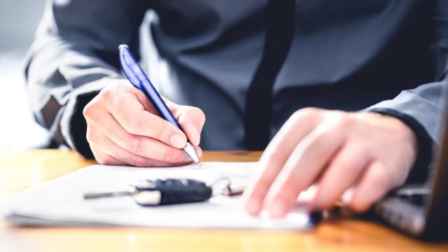 Documentos de un vehículo.
