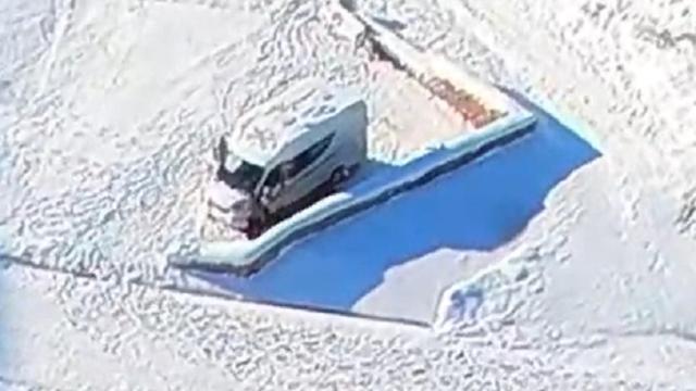 Imagen de la autocaravana donde se encontraba el hombre indispuesto que necesitaba asistencia sanitaria en Soria