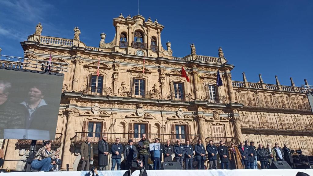 Concentración en Salamanca por un tren de futuro.
