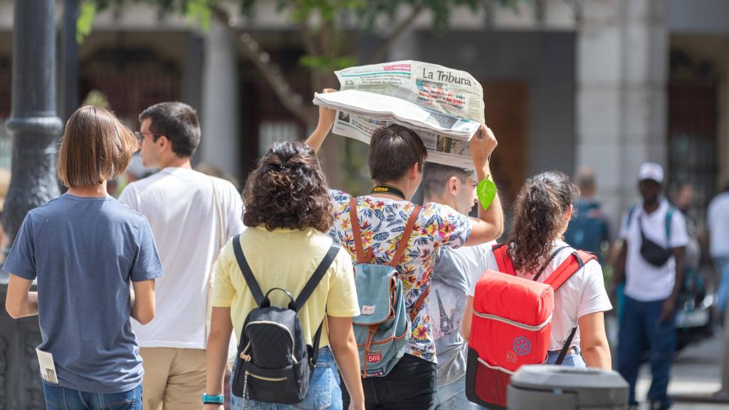 Turistas paseando por Toledo.