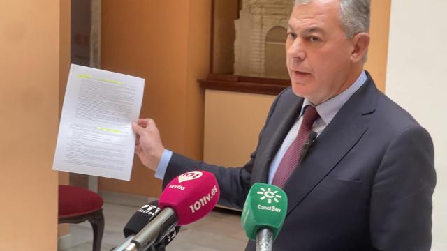 José Luis Sanz comparece ante los medios este lunes.