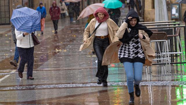 Lluvia y rachas de viento en Soria.