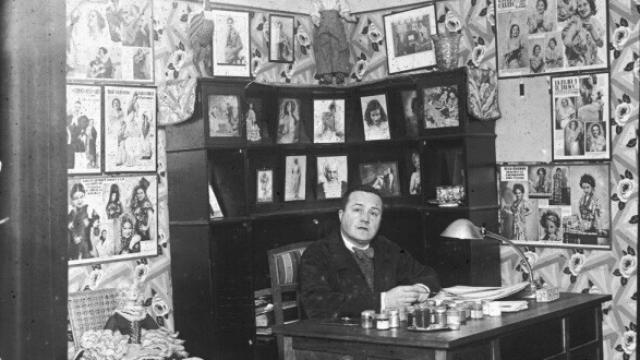 El escritor, periodista, compositor y figurinista Álvaro Retana.