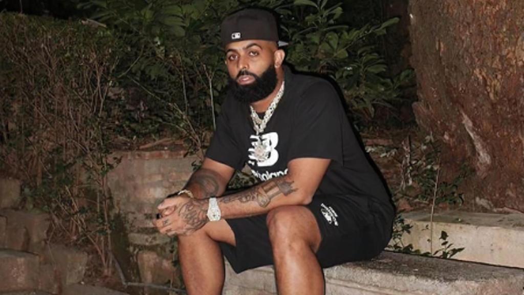 El rapero Eladio Carrión.