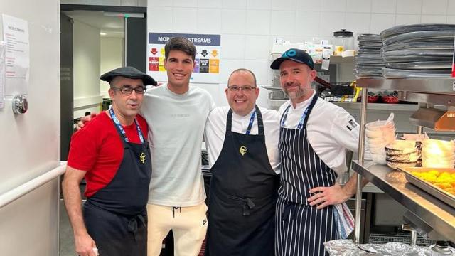 Carlos Alcaraz en el restaurante Cambio de Tercio