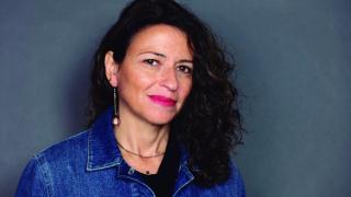 La escritora Karine Tuil. Foto: Francesca Mantovani/Éditions Gallimard