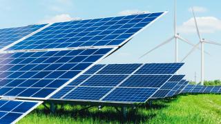 Parques de energía eólica y solar.