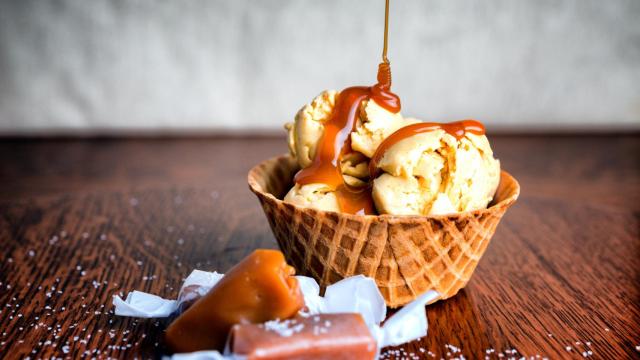 9 recetas de salsas dulces, el secreto para llevar tus postres al siguiente nivel