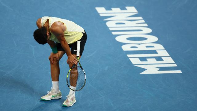Carlos Alcaraz, en su partido contra Zverev en el Open de Australia