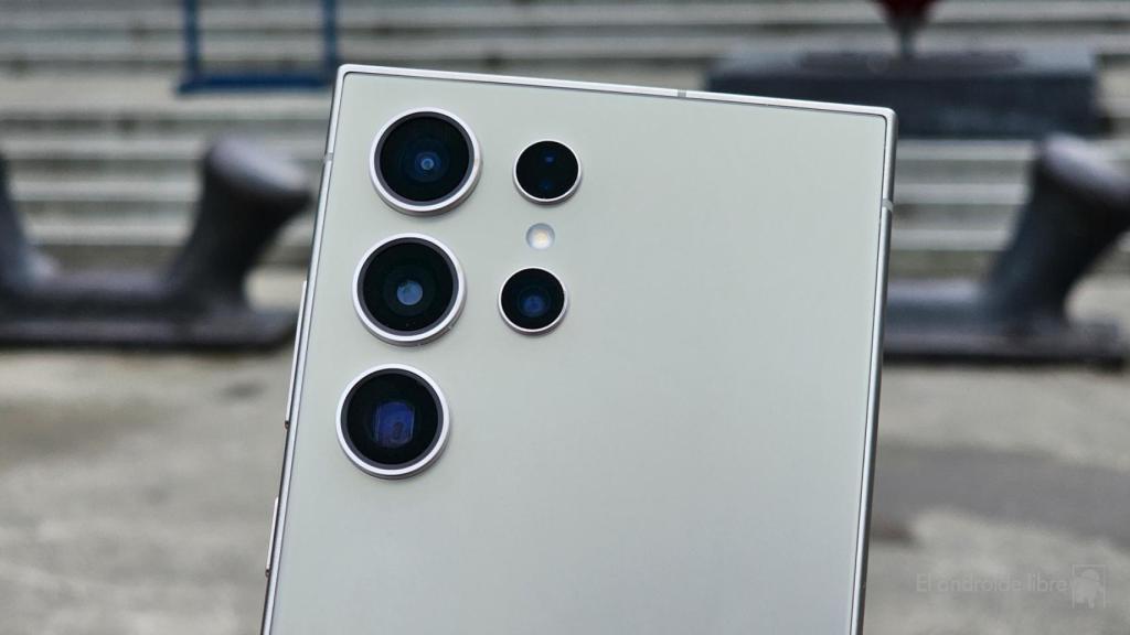 Sensores traseros del Samsung Galaxy S24 Ultra