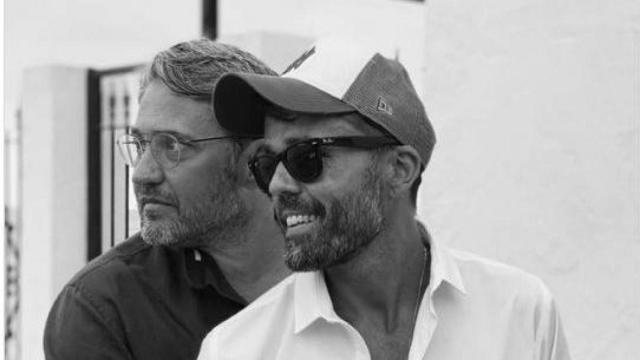 Máximo Huerta y Juan Castillo en una imagen de las redes sociales del escritor.