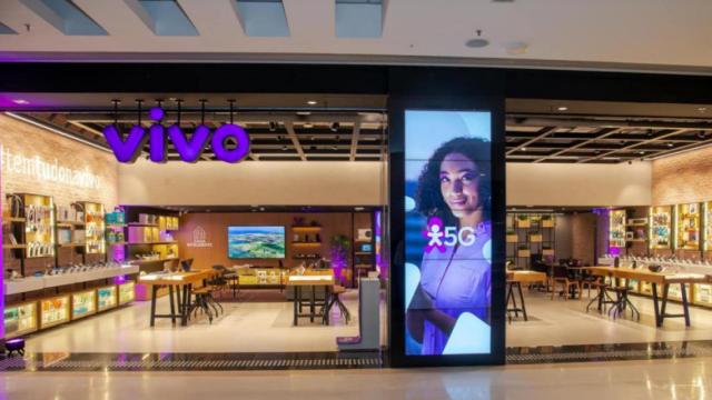 Imagen de una tienda de Vivo, la marca comercial de Telefónica Brasil.