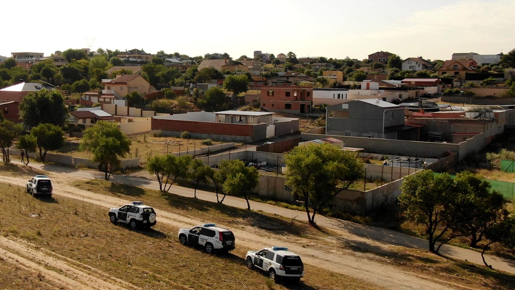 Dispositivo de la Guardia Civil en la última gran operación contra las viviendas ilegales de Mejorada del Campo.
