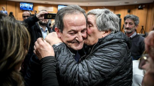 Beniamino Zuncheddu celebrando su absolución.
