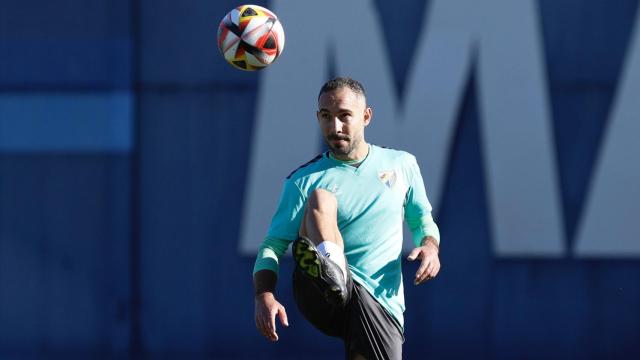 David Ferreiro durante un entrenamiento con el Málaga CF