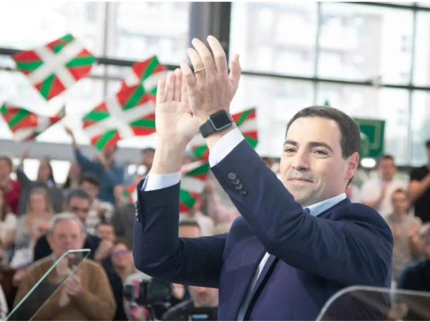 Imanol Pradales durante su acto de presentación como candidato del PNV.