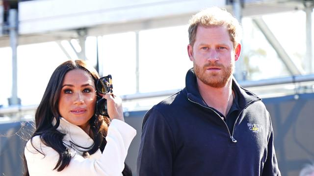 Los duques de Sussex, Harry y Meghan, en una fotografía en La Haya, Países Bajos, en abril de 2022.