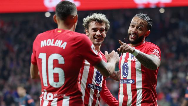 Molina, Griezmann y Memphis celebran el segundo gol