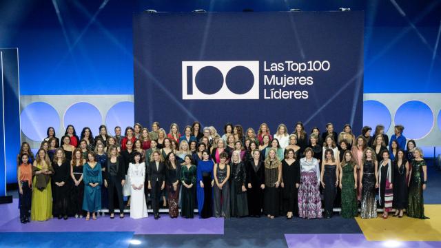 Foto de grupo en la XI edición de la Gala 'Top 100 Mujeres Líderes'