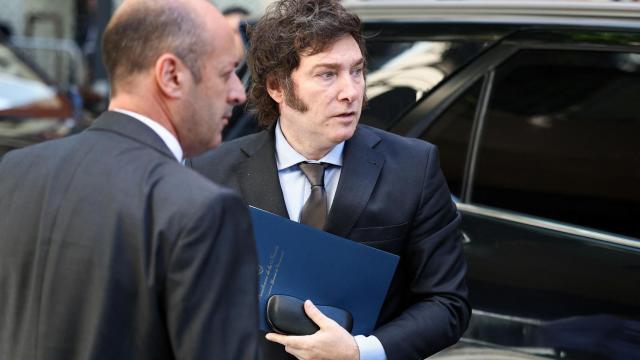 Javier Milei asiste al homenaje a las víctimas del Holocausto