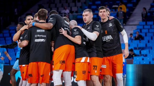 Básquet Coruña superó a Estudiantes y se acerca al ascenso a la ACB