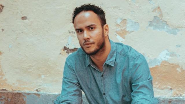 Armando Ravelo, el director que deja el cine tras ser acusado de abuso sexual.