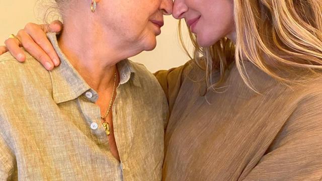 Gisele Bündchen y su madre, en una imagen de sus redes sociales.