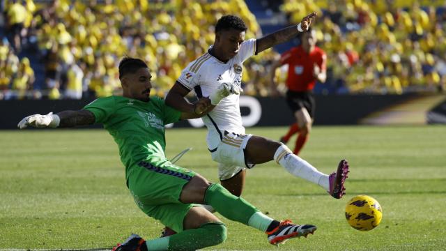 Rodrygo, en una acción con Álvaro Valles