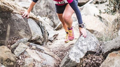 Participante en una carrera de montaña.