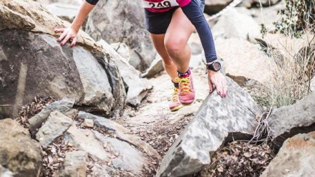 Participante en una carrera de montaña.