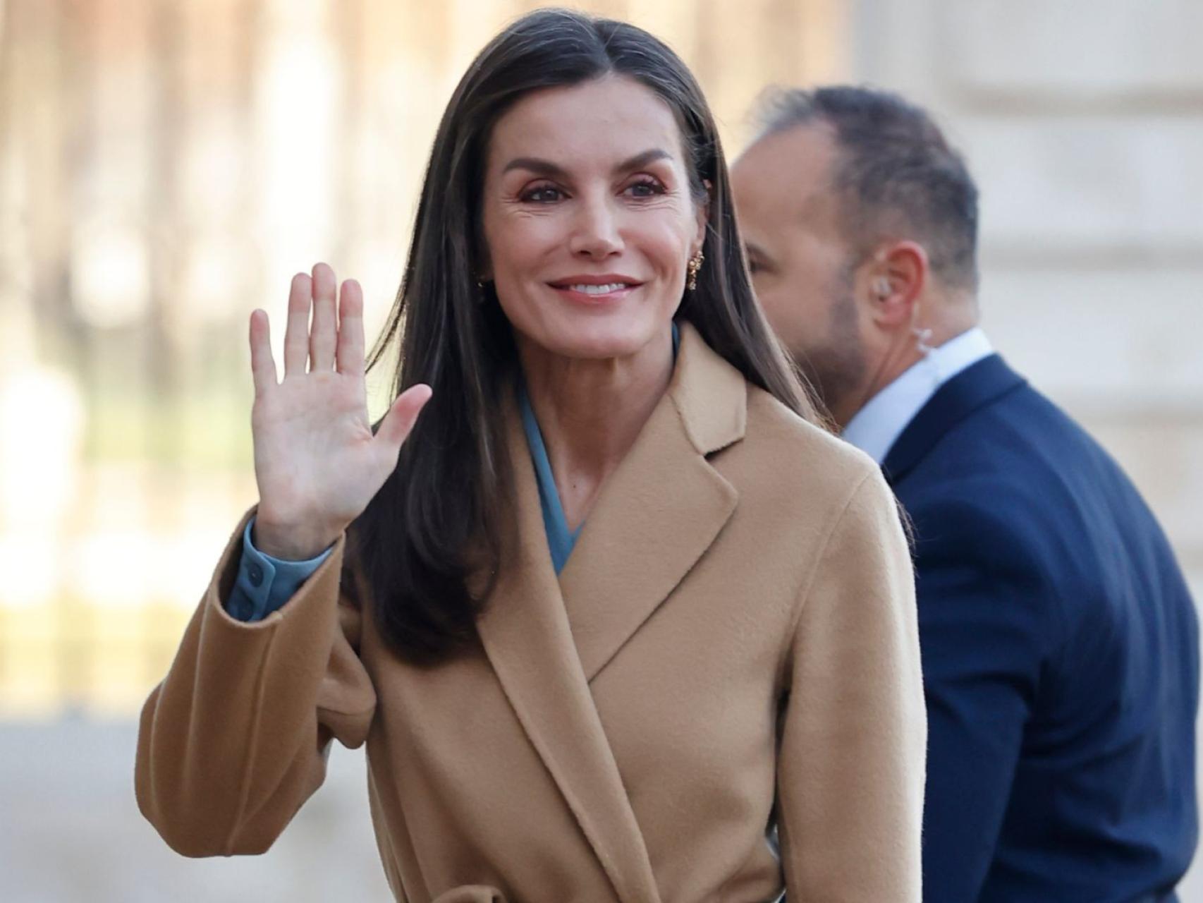 La Reina a su llegada al Palacio Real de Aranjuez.