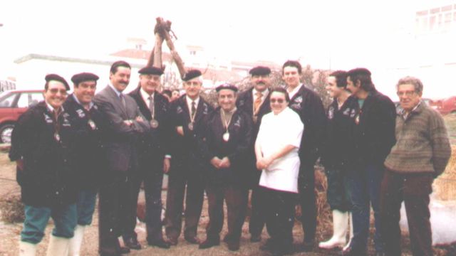 Año 1996 y en la Matanza Típica de Guijuelo estaban el alcalde Juan Luis García, Sánchez Terán, El Viti, Pepe Hidalgo, Ramos Marcos,  entre otros