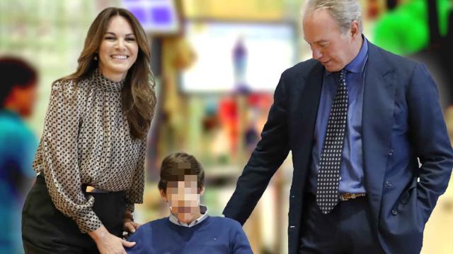 Fabiola Martínez y Bertín Osborne junto a su hijo Kike, en una imagen de archivo.