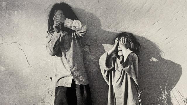 Fotografía de la exposición 'Documento/Monumento' de Mathieu Pernot.