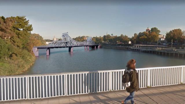 Proponen que la pasarela peatonoal de Altadis sea el 'puente de hierro' de Alfonso XIII