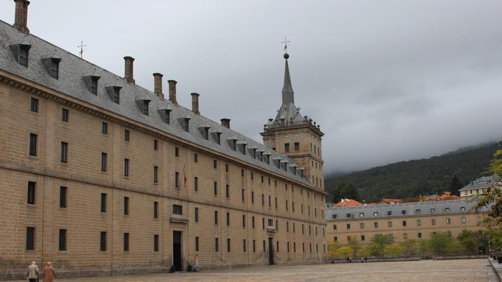 El Escorial es uno de los monumentos más representativos de la arquitectura española.
